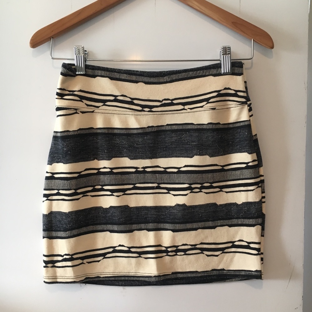 Ivory Black Aztec Print Tube Skirt